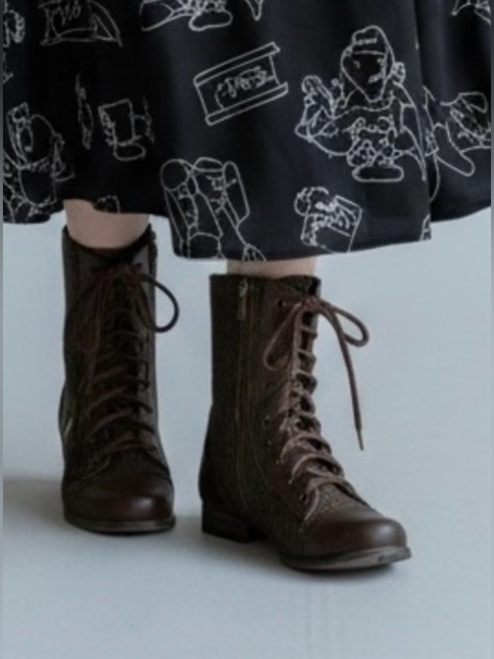 Mixx Shuz Bobby Herringbone Lace-Up Boots